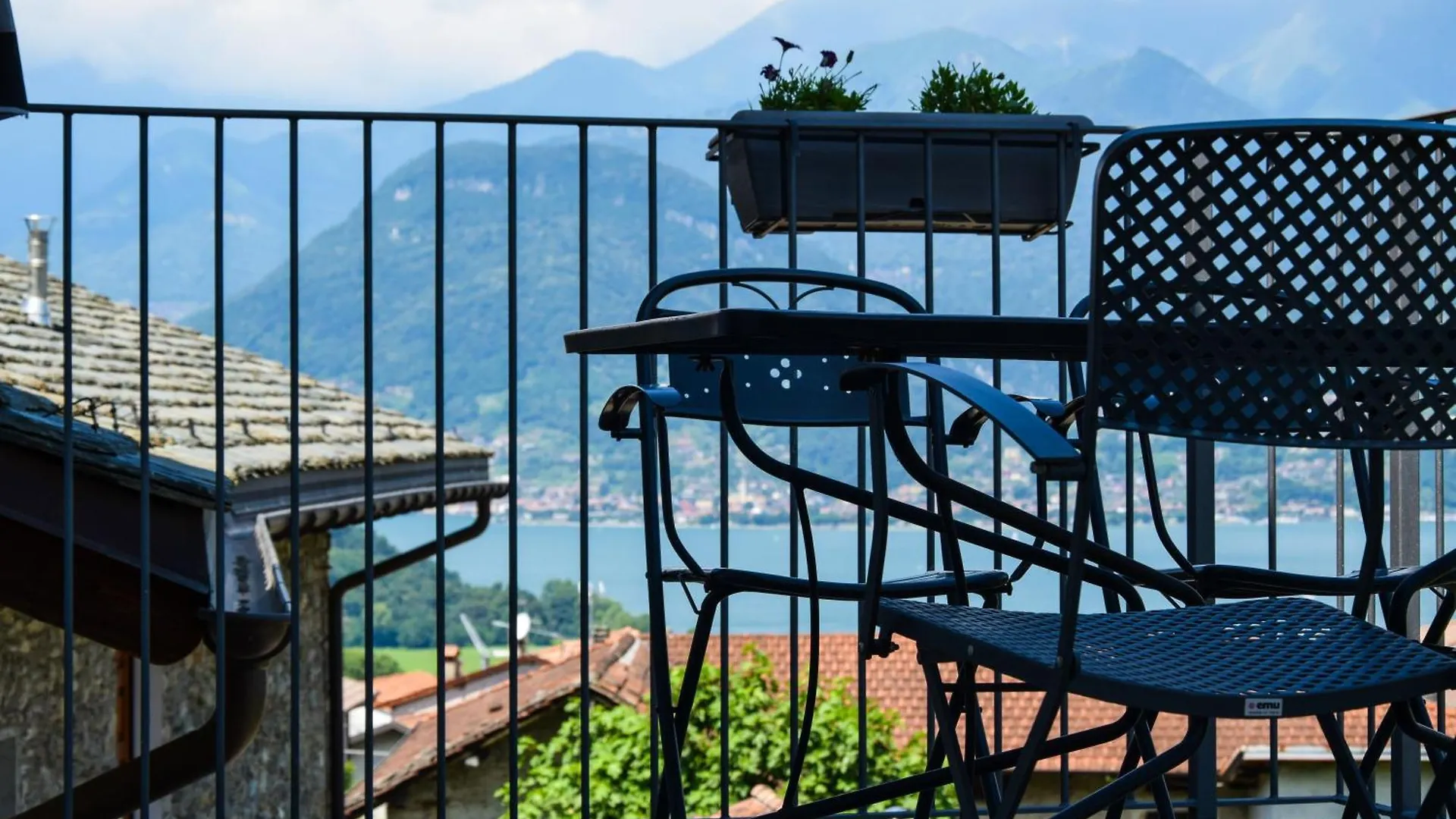 Il Fienile - Lake Como Heritage Home In Molino Maufet Watermill - Lake View Terrace contacts